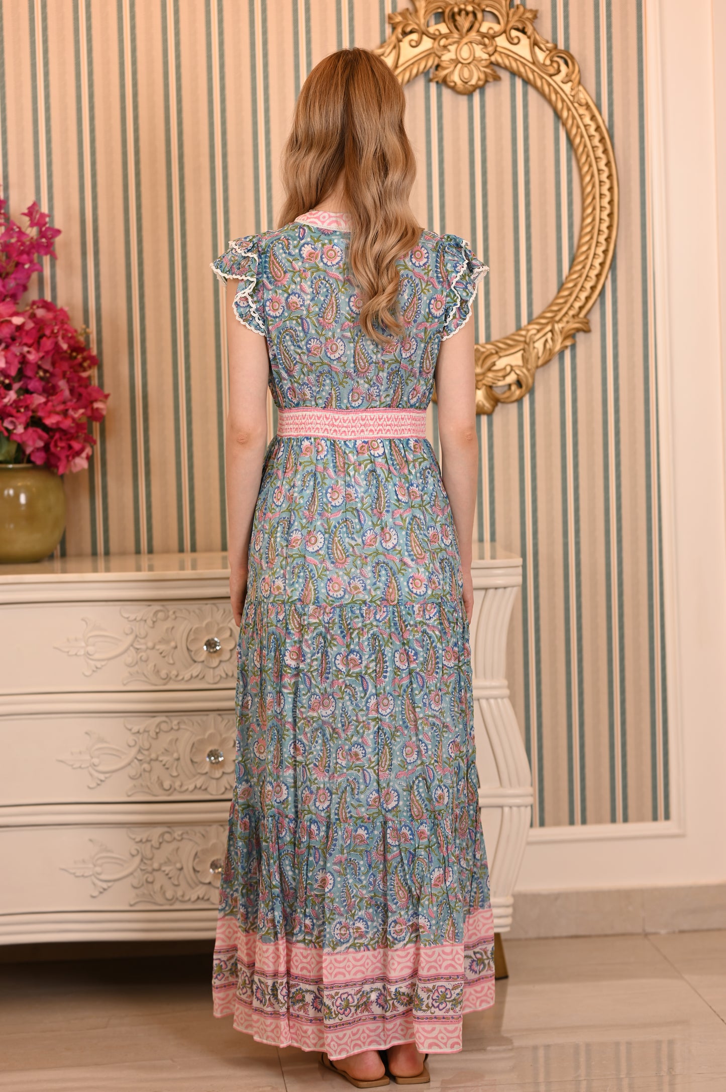 ALECIA MAXI