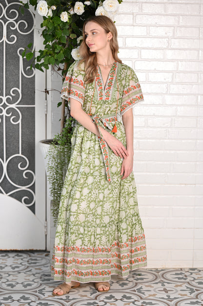 JULIE MAXI