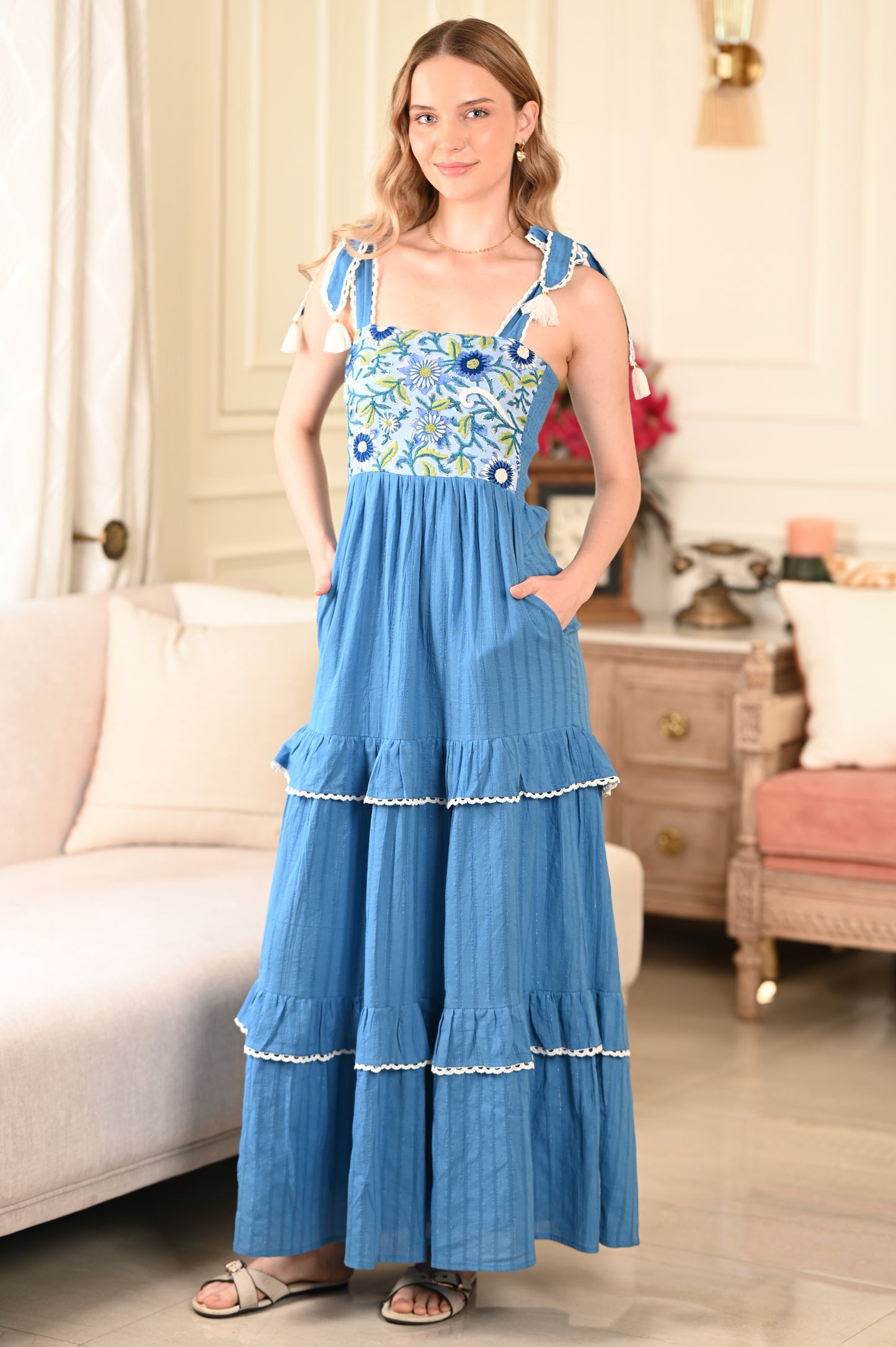 EMBROIDERED ARIA TUBE MAXI